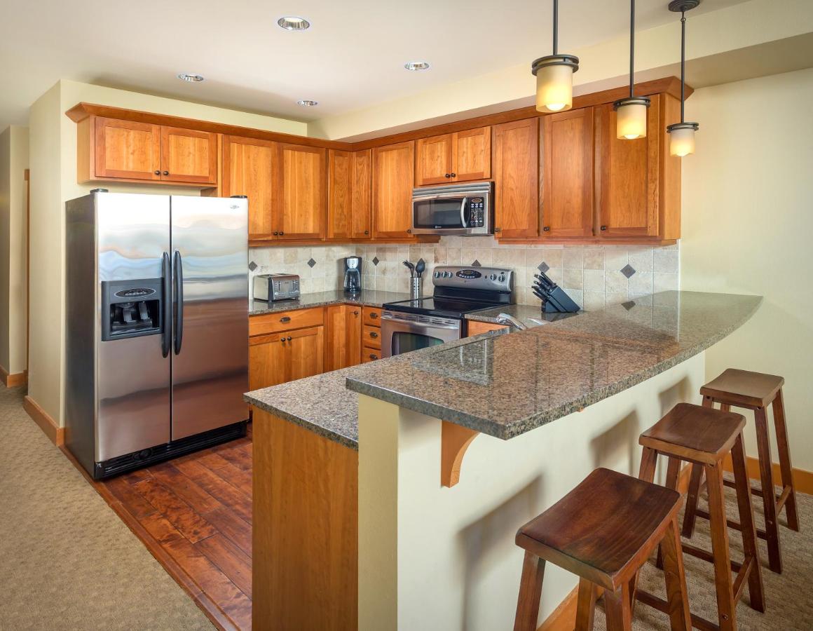 Deluxe Triple Room at WorldMark Chelan - Lake House