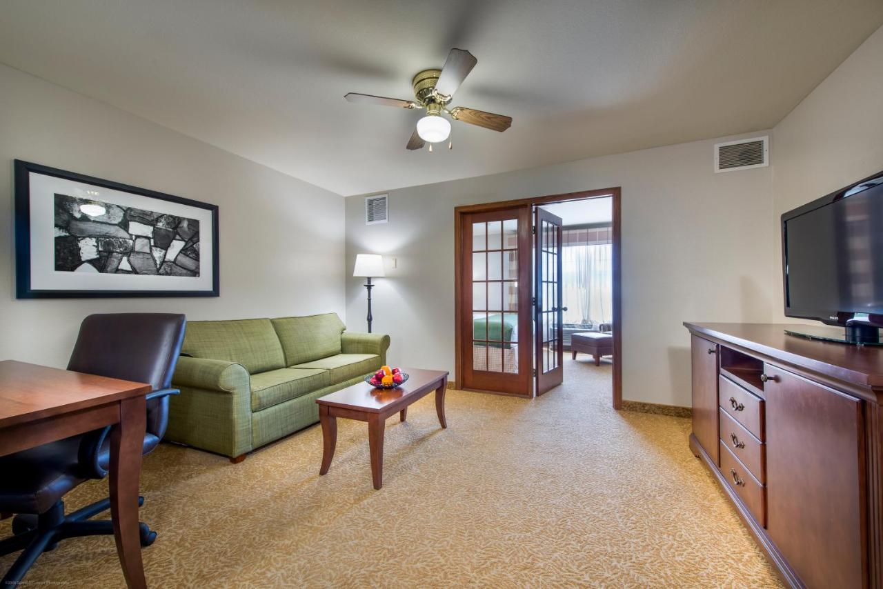 One-Bedroom King Suite - Non-Smoking at Country Inn & Suites by Radisson, Greeley, CO
