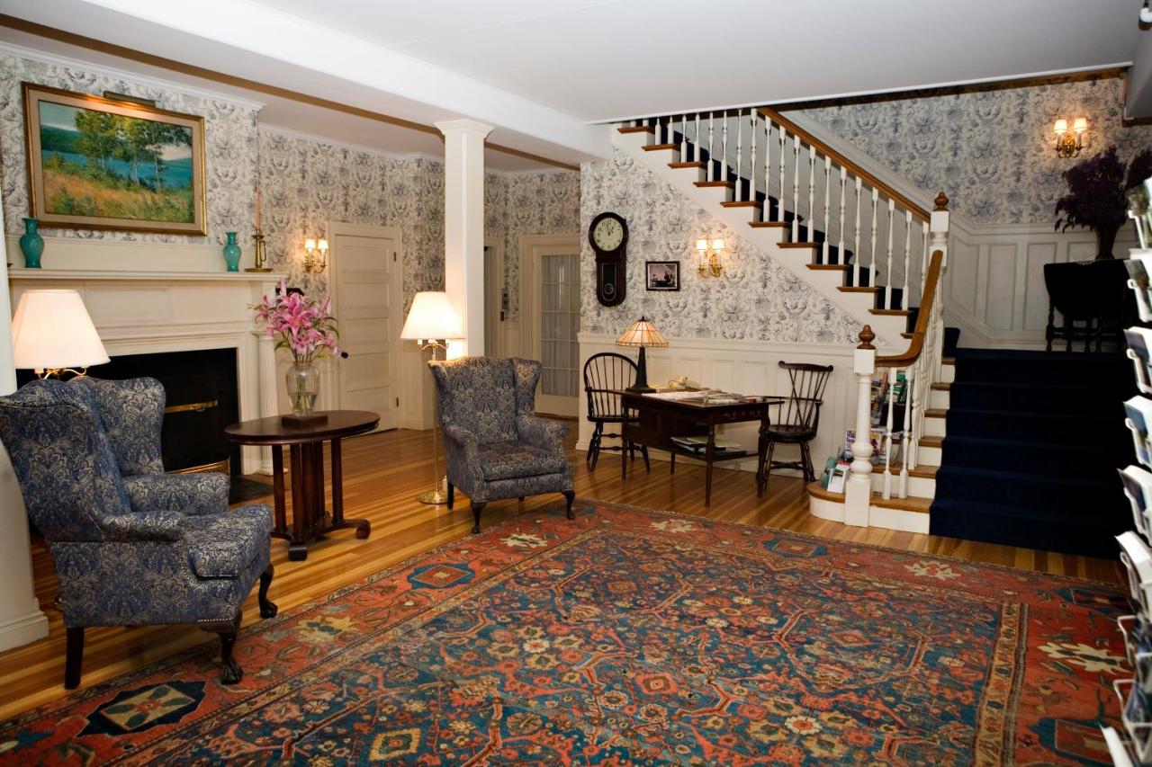 Asticou Inn