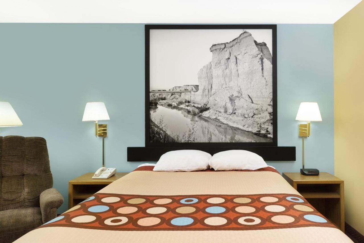 Queen Room - Non-Smoking at Super 8 by Wyndham Crete