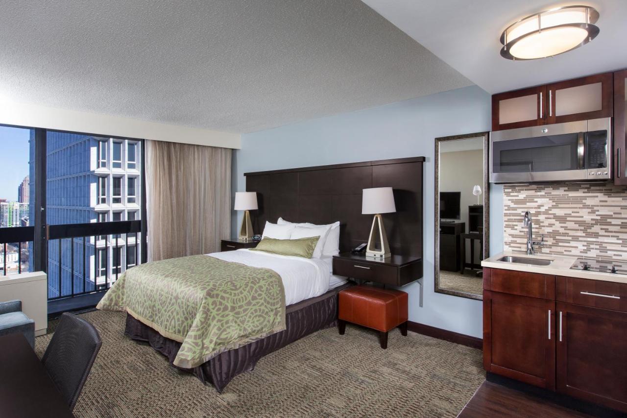 One-Bedroom Queen Suite with Roll-In Shower - Disability Access at Staybridge Suites Atlanta - Midtown, an IHG Hotel