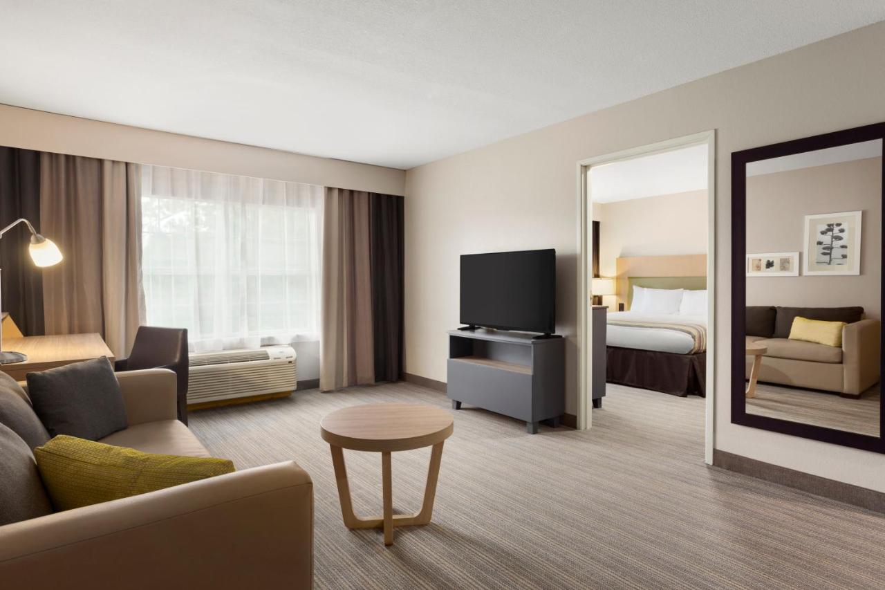 King Suite with Sofa Bed - Non-Smoking at Country Inn & Suites by Radisson, Jackson-Airport, MS