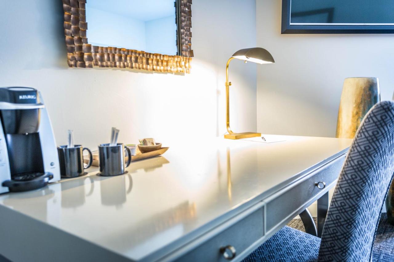 King Suite at The Delafield Hotel