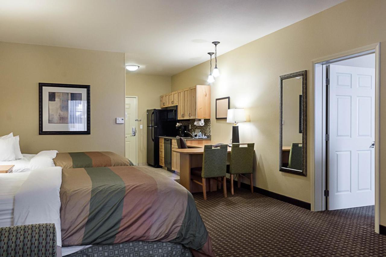 King Suite - Non-Smoking at MainStay Suites Williston