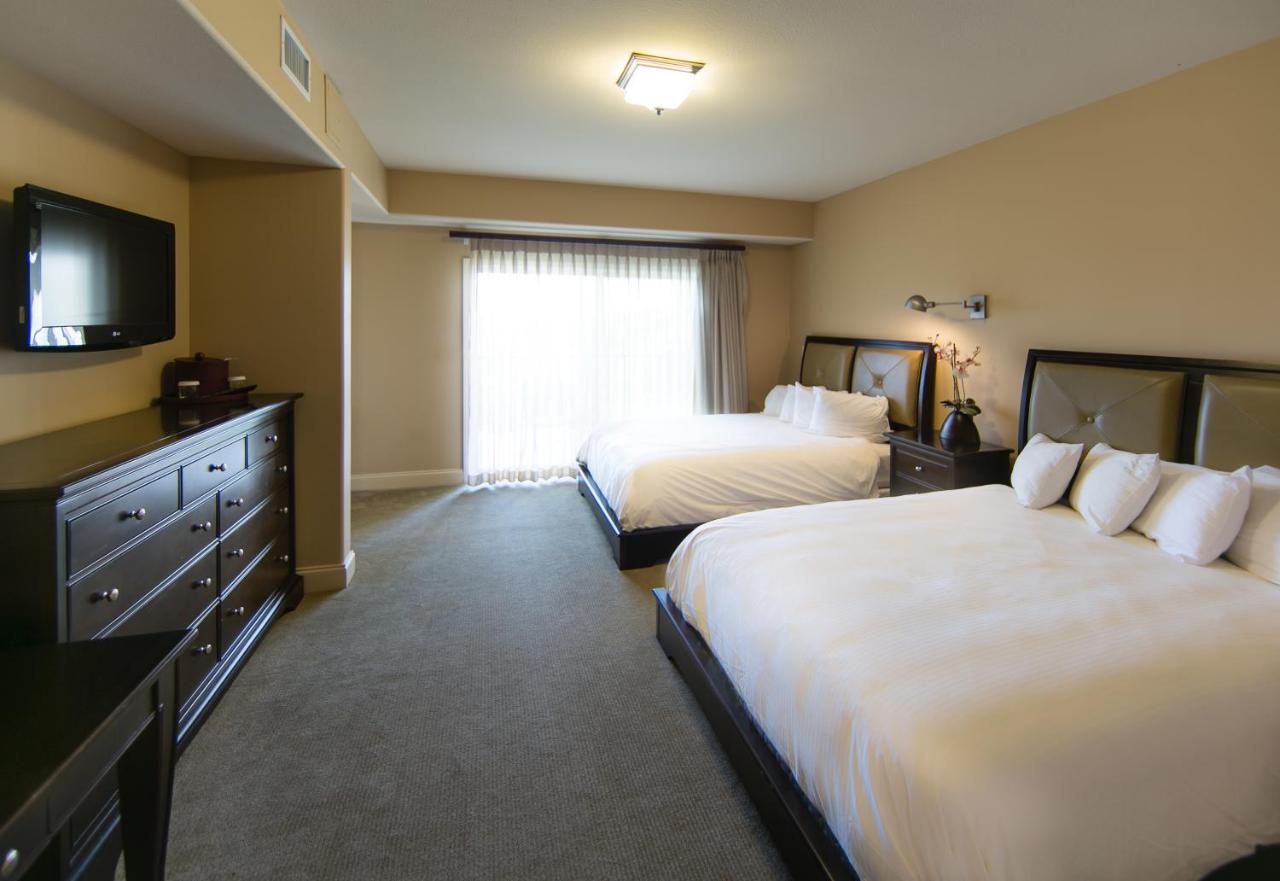 Two-Bedroom Suite at Lodge Of Four Seasons Golf Resort, Marina & Spa
