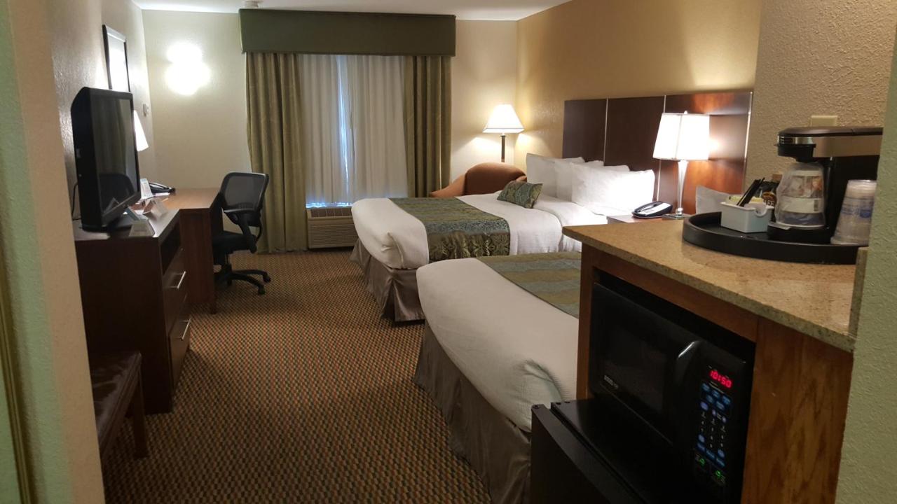 Queen Room with Two Queen Beds - Non-Smoking at Best Western Plus Airport Inn & Suites