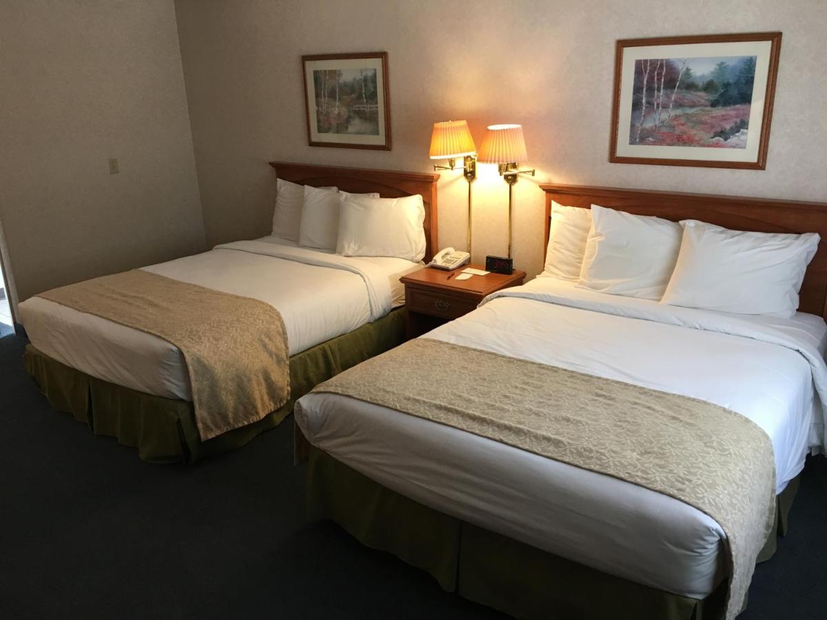 Queen Suite with Two Queen Beds at Garden Inn and Suites