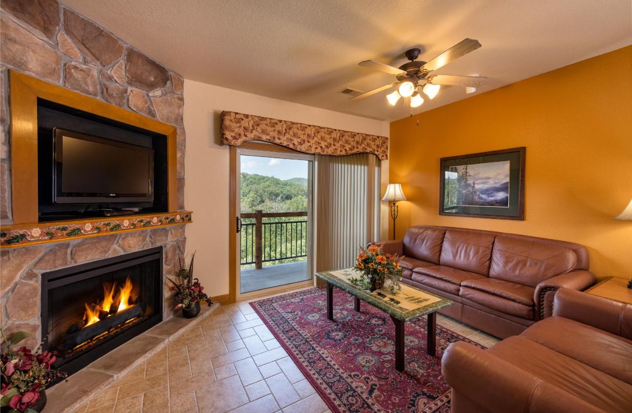 Grand Two-Bedroom Villa with Sofa Bed at Westgate Branson Woods Resort and Cabins