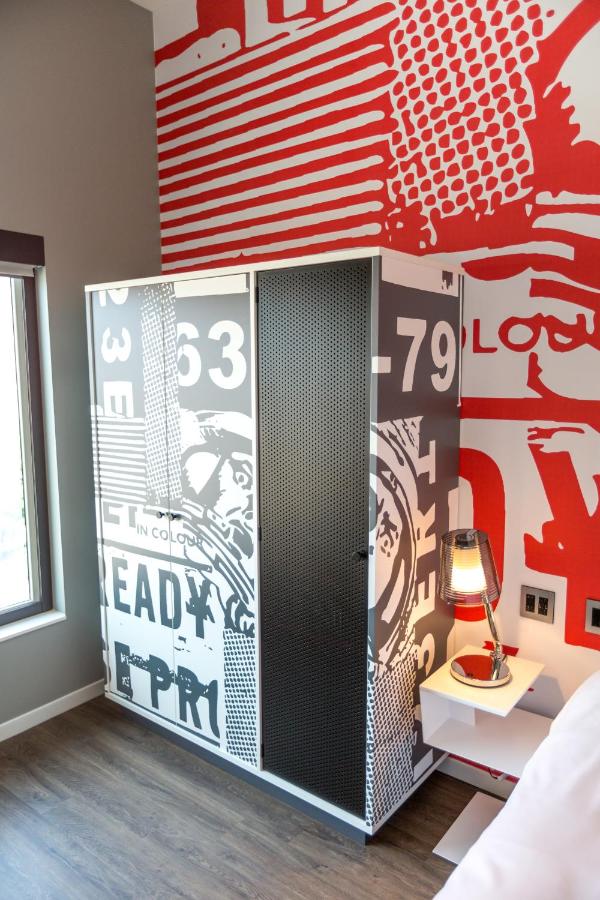 King Corner Studio at Radisson RED Minneapolis Downtown