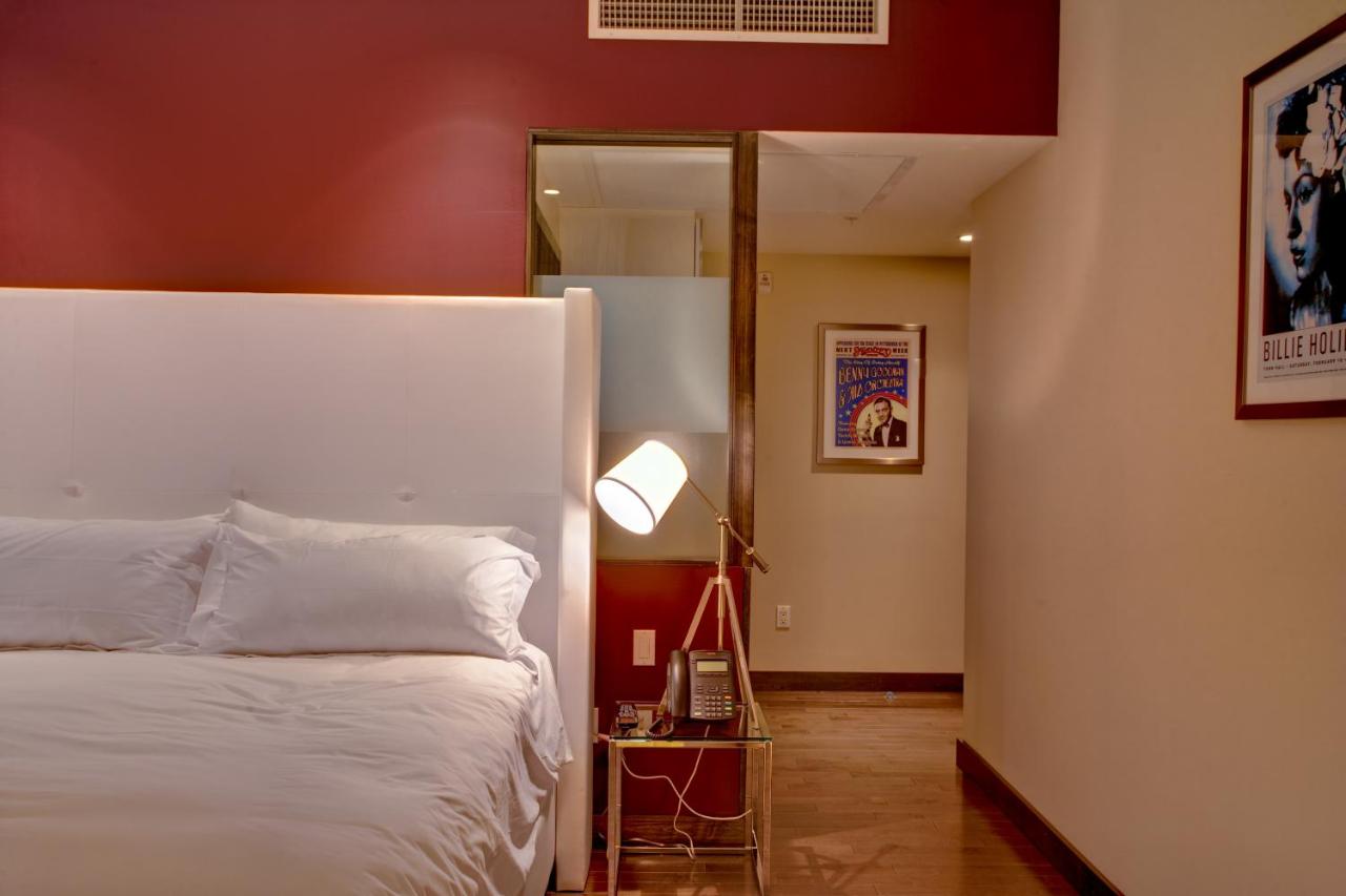 Prime King Room at Prime Hotel