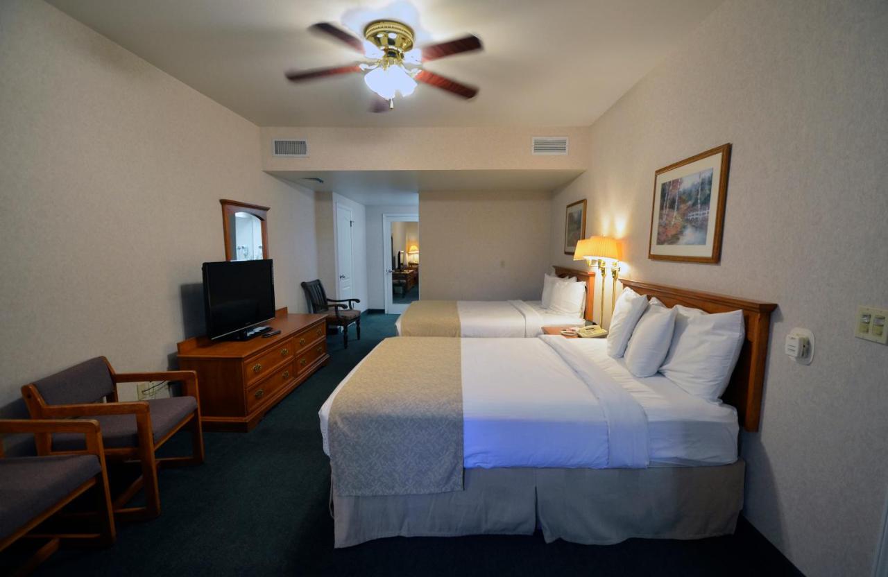Queen Suite with Two Queen Beds at Garden Inn and Suites