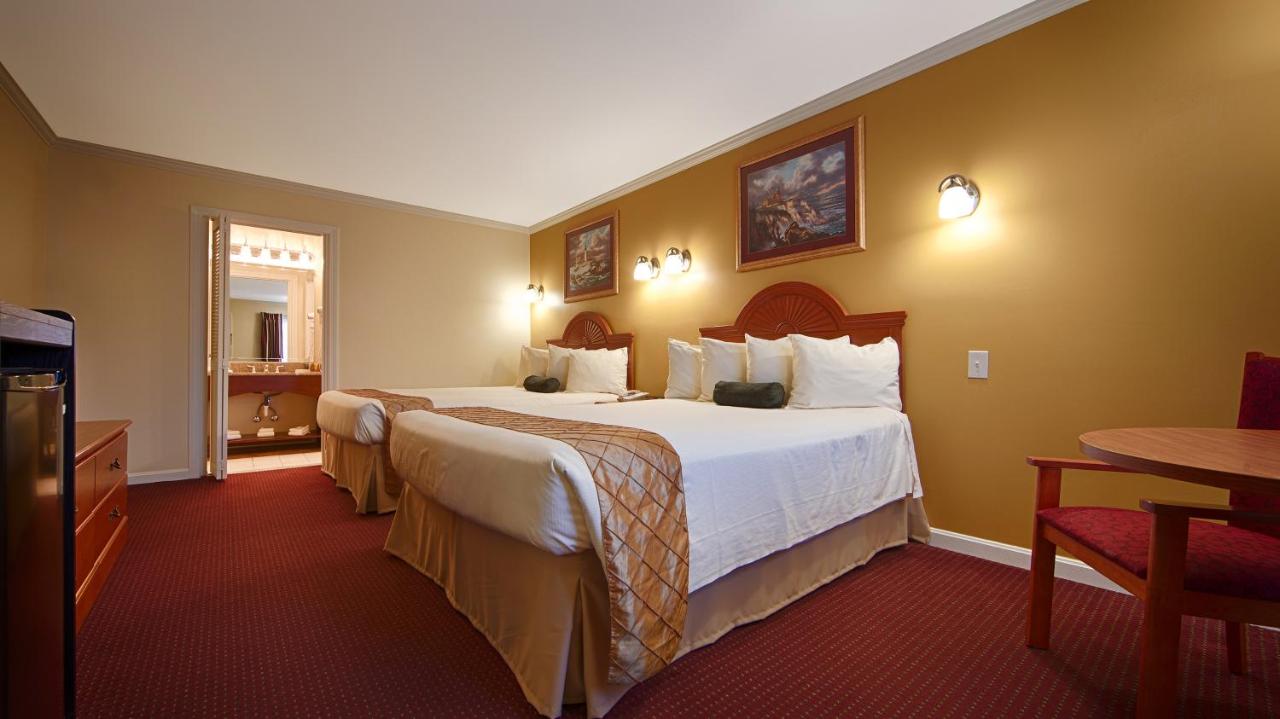 Queen Room with Two Queen Beds - Disability Access - Non Smoking at Best Western Acadia Park Inn