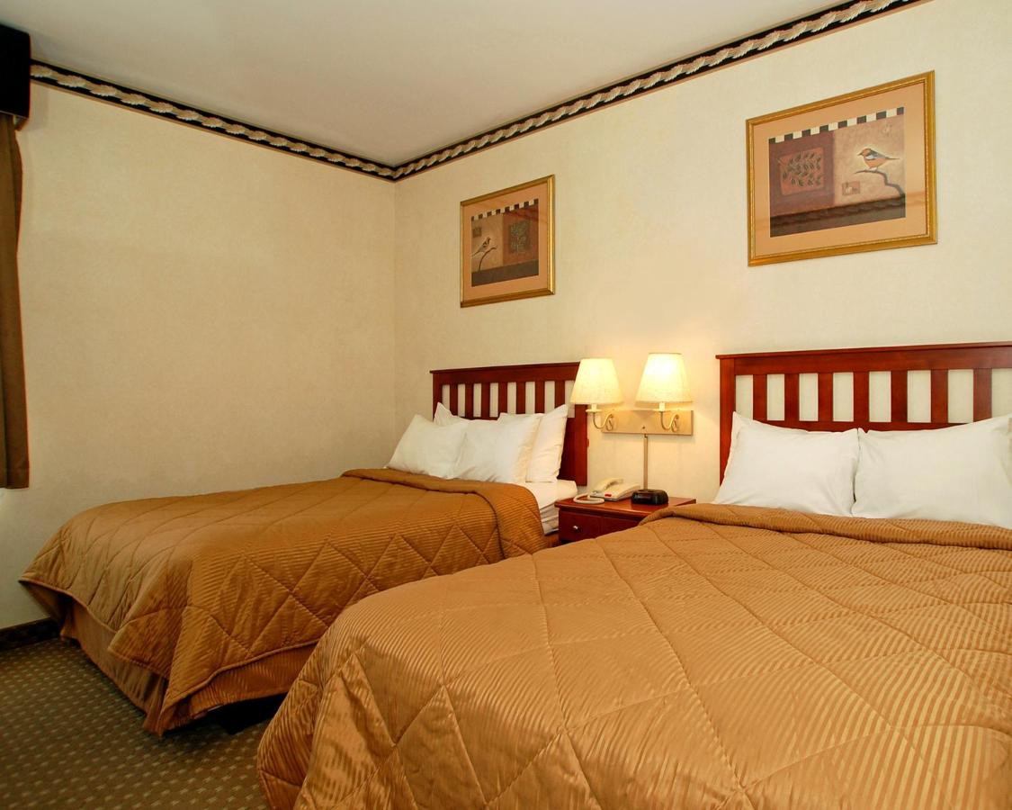 Superior Double Room at Crescent Hotel