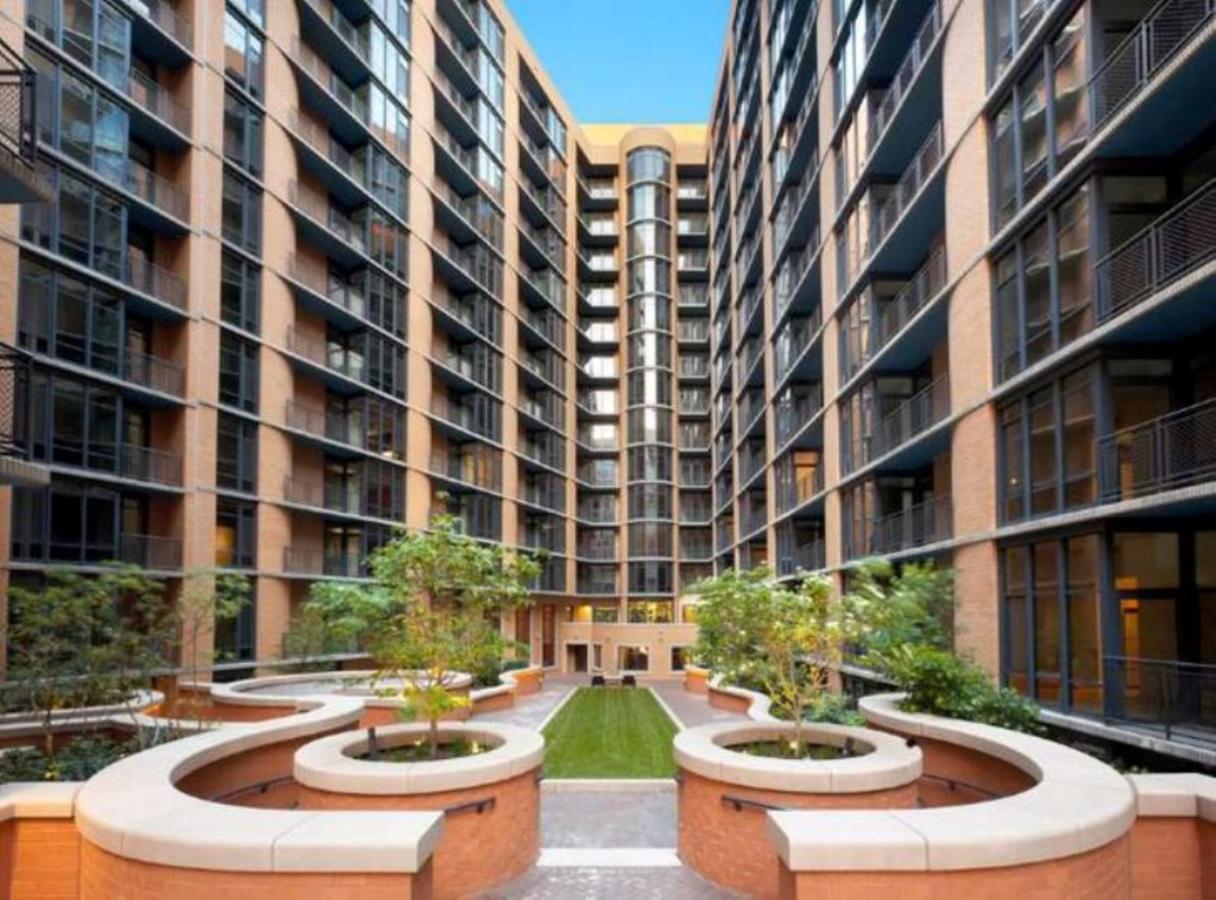 | Global Luxury Suites at The Convention Center