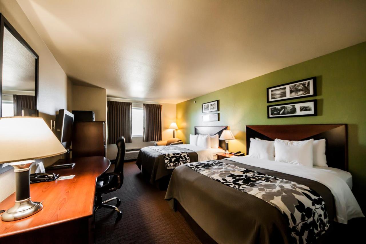 Queen Room with Two Queen Beds - Non-Smoking at Sleep Inn & Suites Shamrock