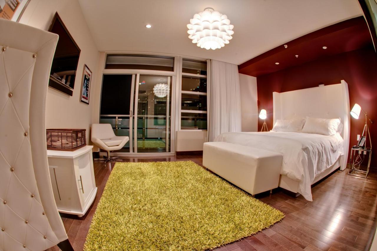 Prime King Balcony Room at Prime Hotel