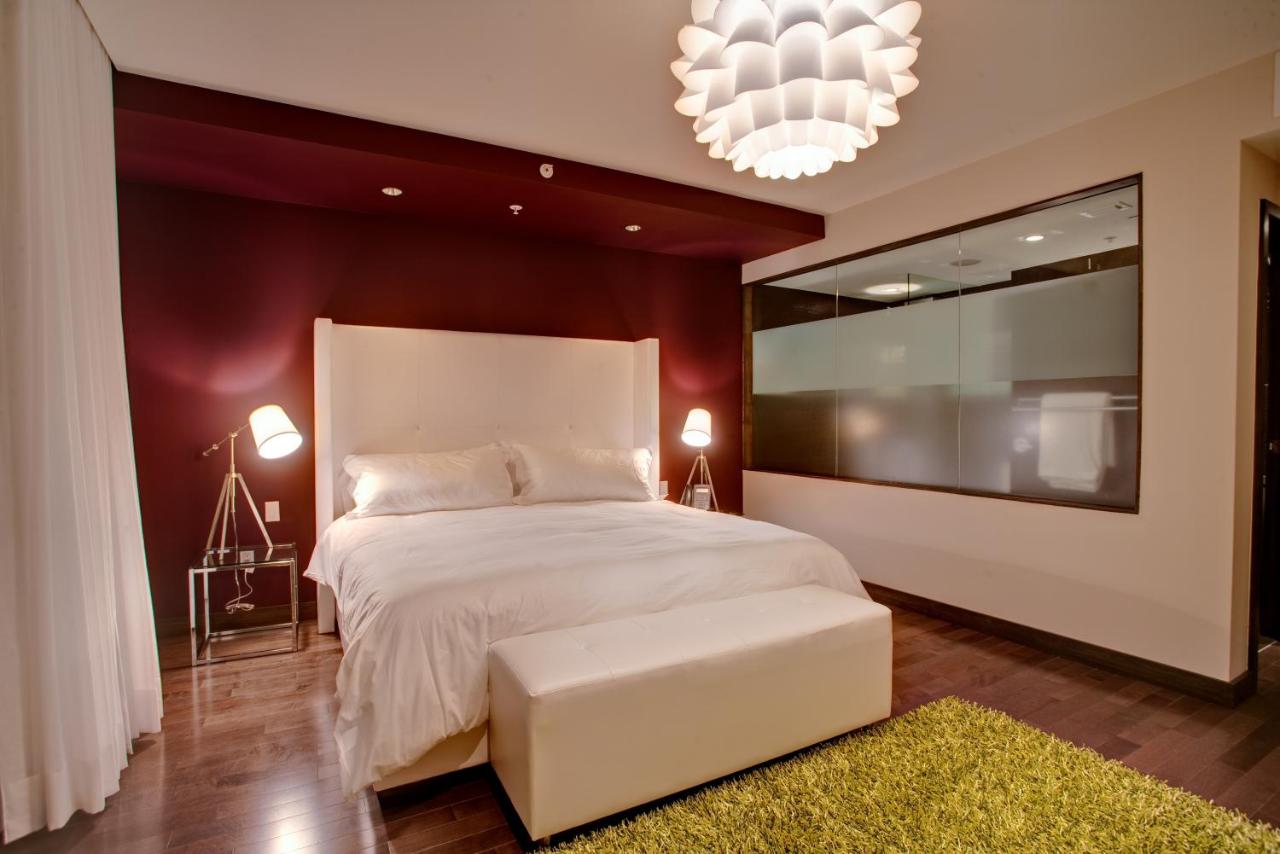 Prime King Balcony Room at Prime Hotel
