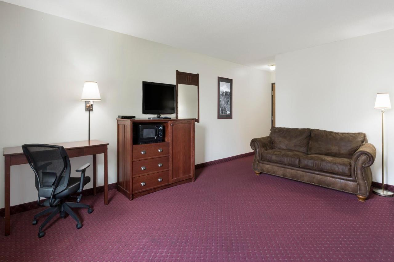 Studio Suite with Two Queen Beds - Non-Smoking at Baymont by Wyndham Bozeman