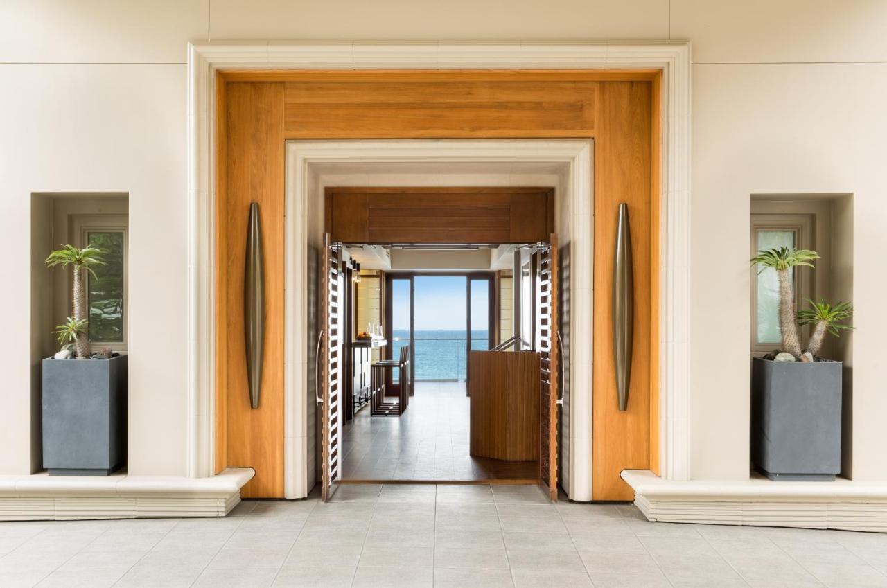 | Malibu Beach Inn