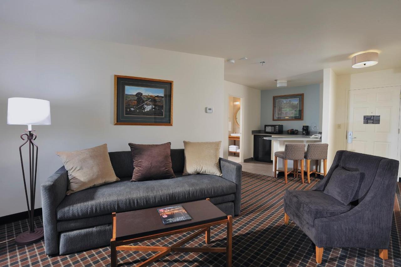 King Suite at The Lodge at Eagle Crest Resort
