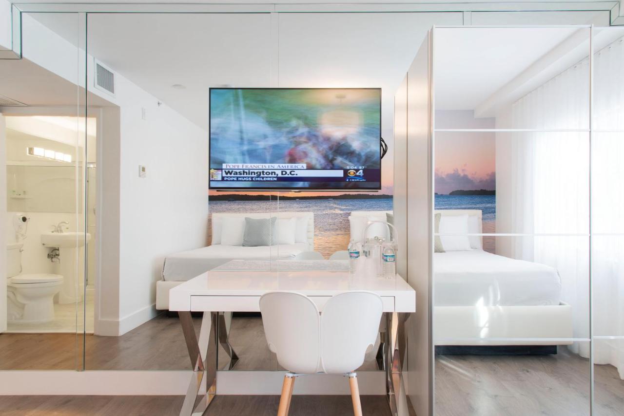 Deluxe Villa Room with Two Queen Beds at President Hotel