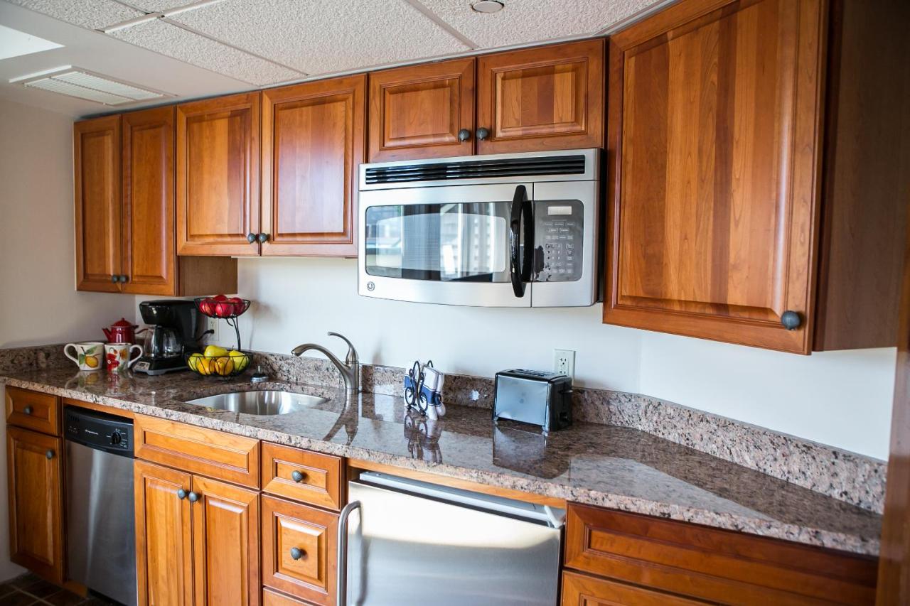 One-Bedroom Suite at Newport Bay Club and Hotel