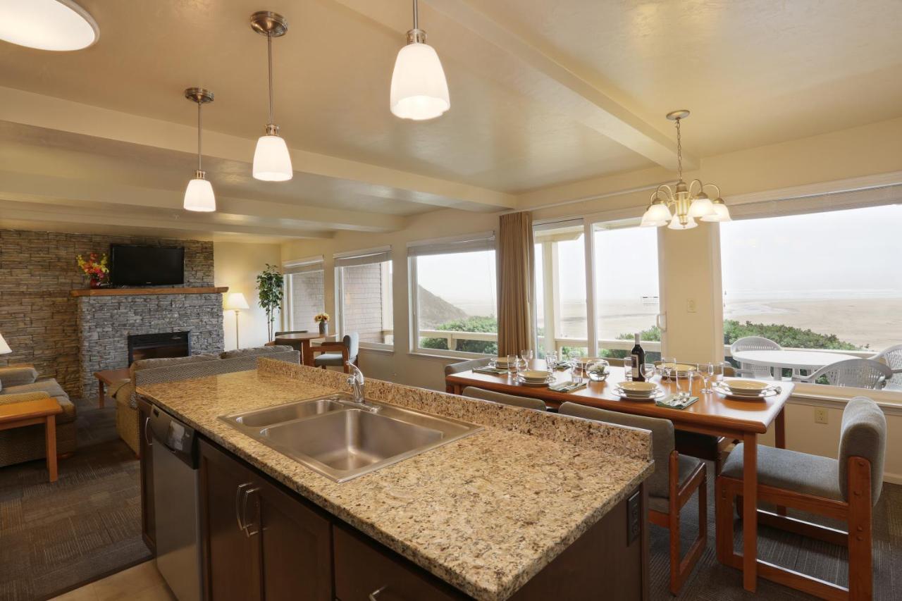 Three-Bedroom Suite at Driftwood Shores Resort And Conference Center