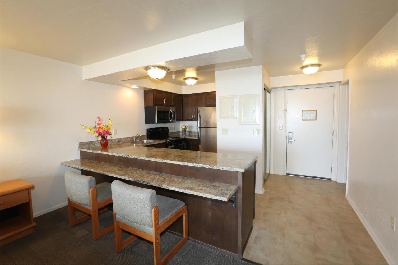 Double Queen Room at Driftwood Shores Resort And Conference Center