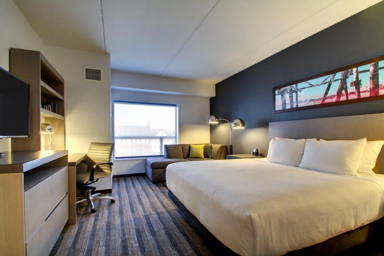 One Bedroom King Suite with Sofa Bed at Hyatt House Chicago/Evanston