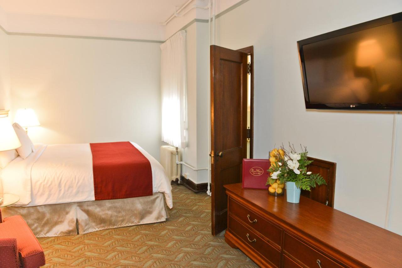 King Room - Hotel at Penn Wells Historic Hotel