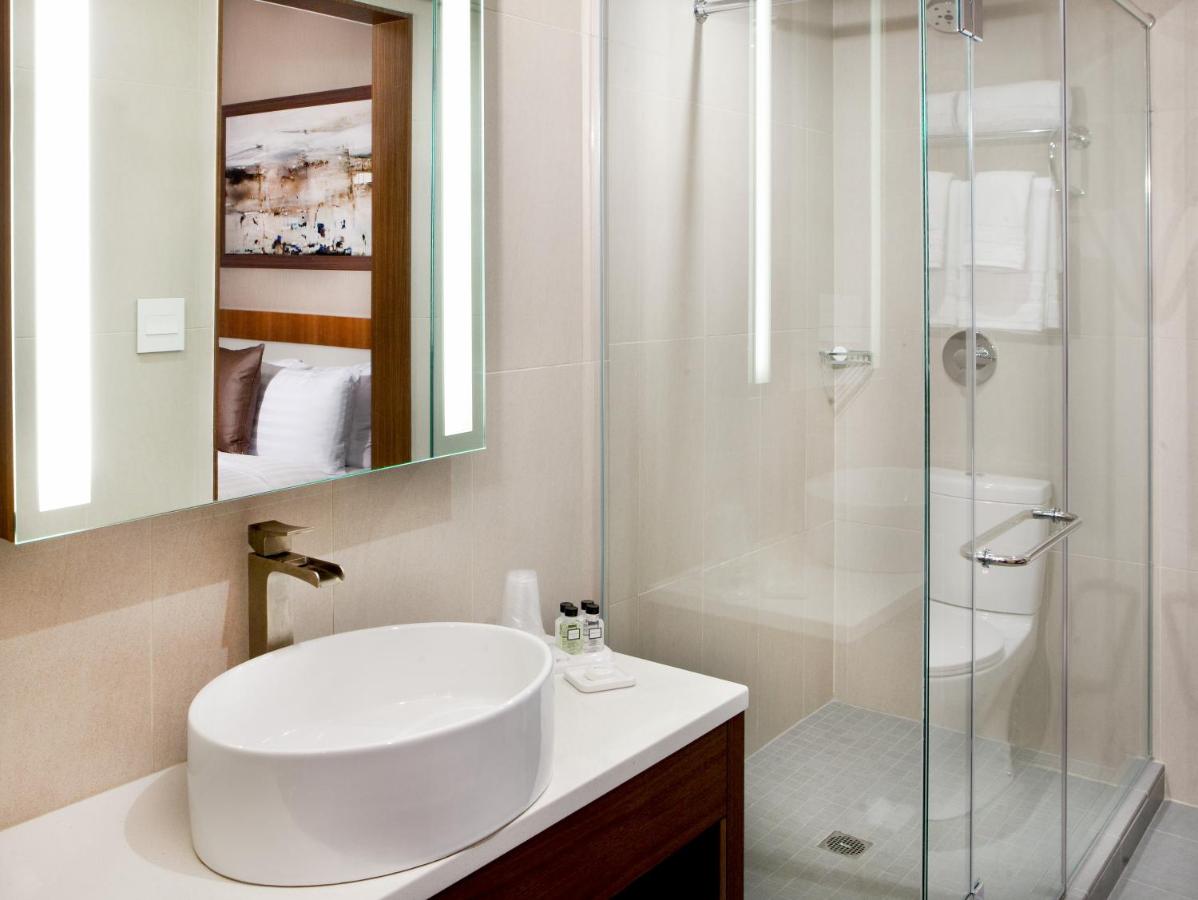 Queen Suite at Porter Square Hotel