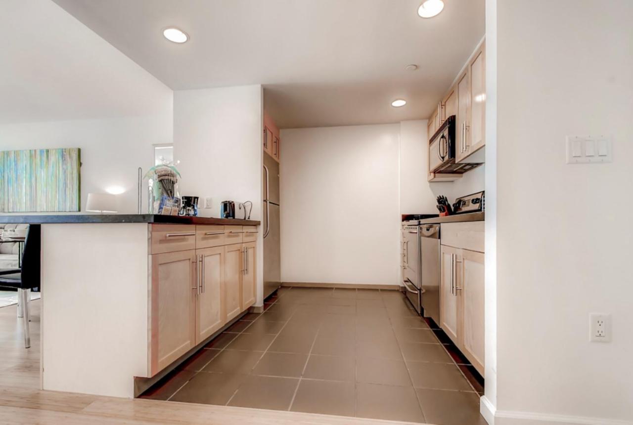 One-Bedroom Apartment at Global Luxury Suites at Kendall Square