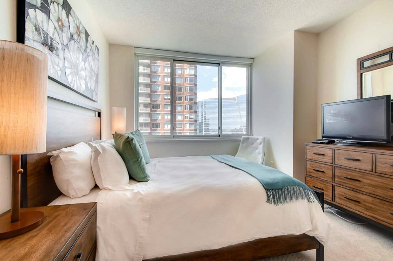 One-Bedroom Apartment at Skyview Luxury Suites - New York City