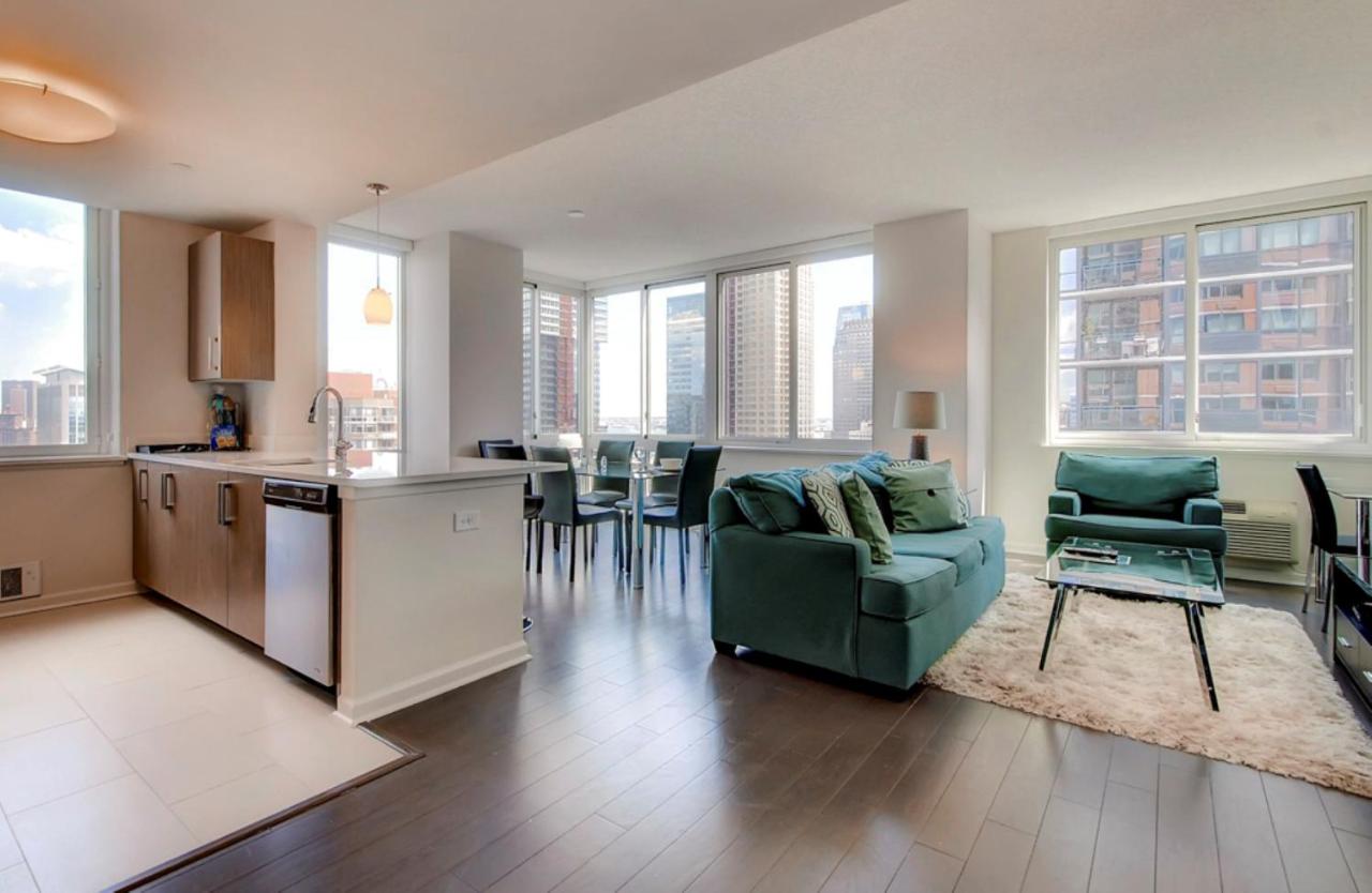 Three-Bedroom Apartment at Skyview Luxury Suites - New York City