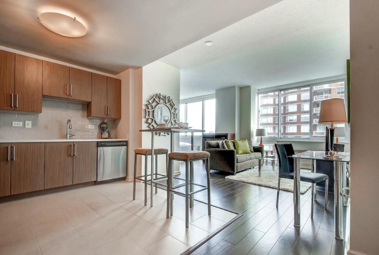 Studio at Skyview Luxury Suites - New York City