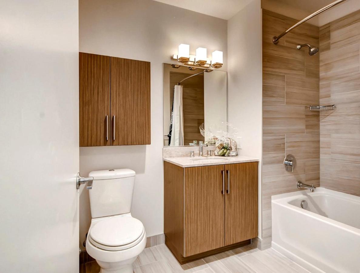 One-Bedroom Apartment at Skyview Luxury Suites - New York City
