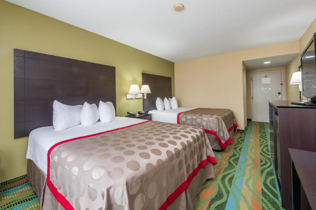 Double Room with Two Double Beds - Non-Smoking at Ramada by Wyndham Vandalia