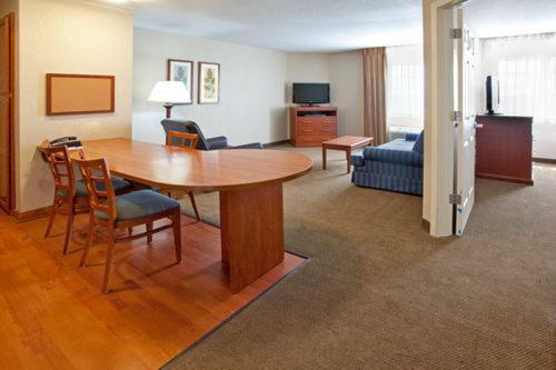 One-Bedroom King Suite at Candlewood Suites Elgin, an IHG Hotel
