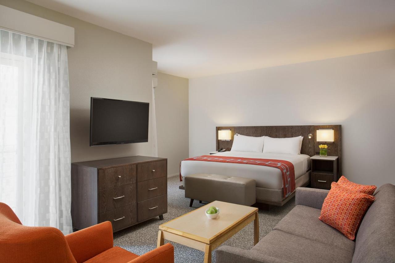 Suite at Corporate Inn Sunnyvale