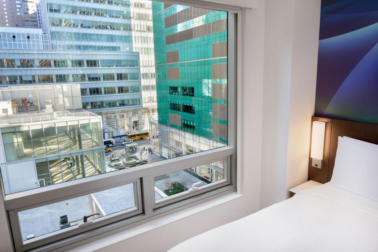 Park Plaza King Studio with Sofa Bed at LUMA Hotel Times Square