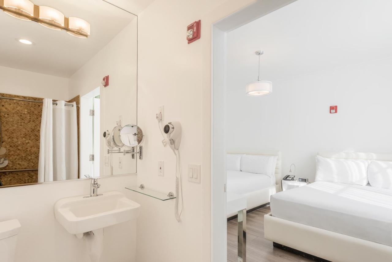 Penthouse Room with Two Queen Beds at President Hotel