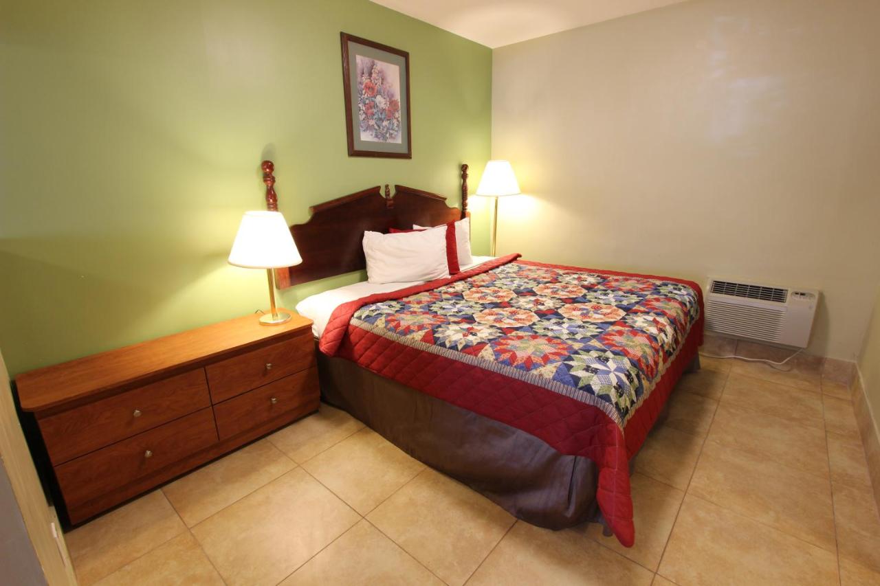 Junior Suite with Two King Beds - Disability Access at Beachcomber Resort & Club