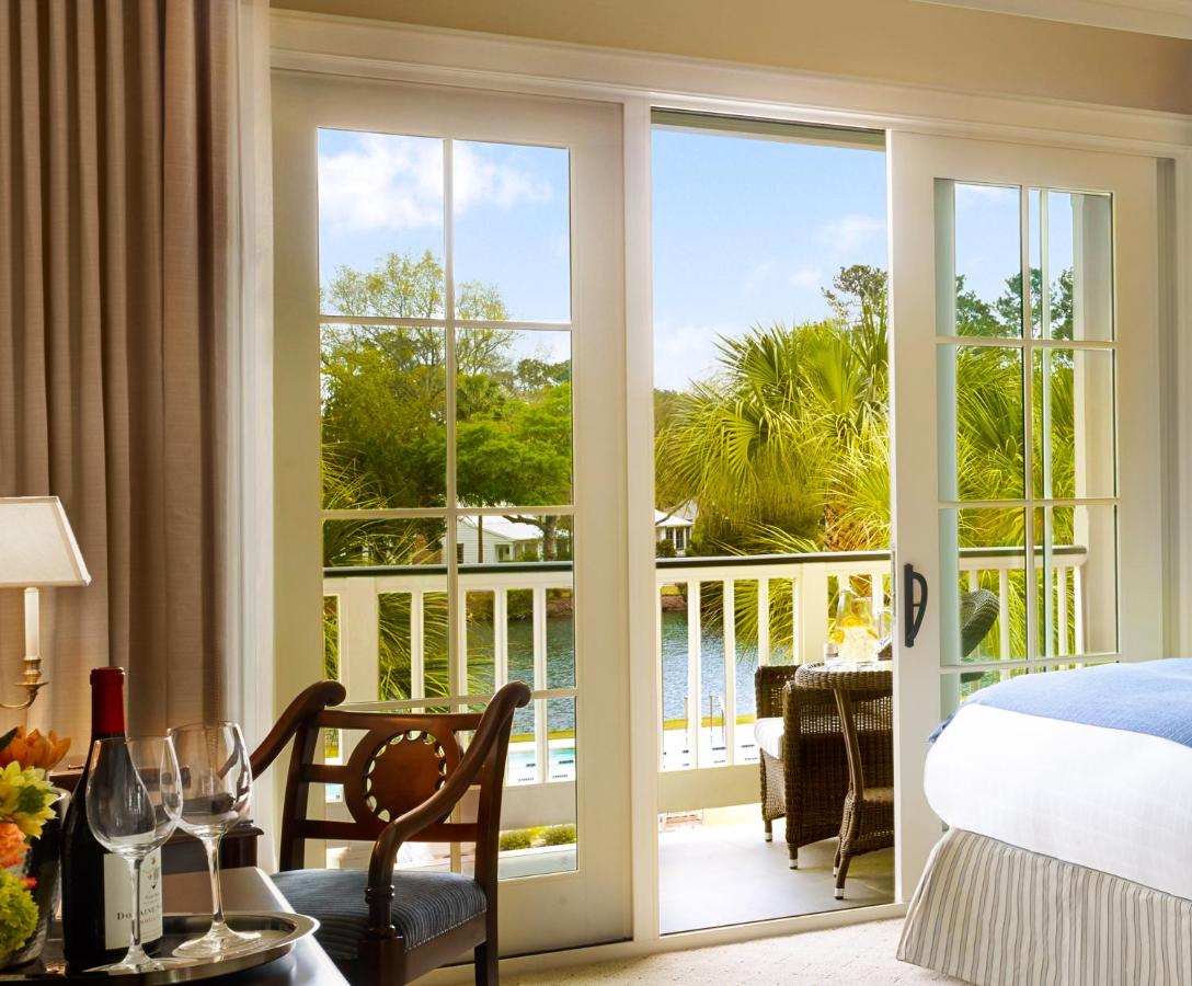 King Room with Lagoon View - Inn at Montage Palmetto Bluff