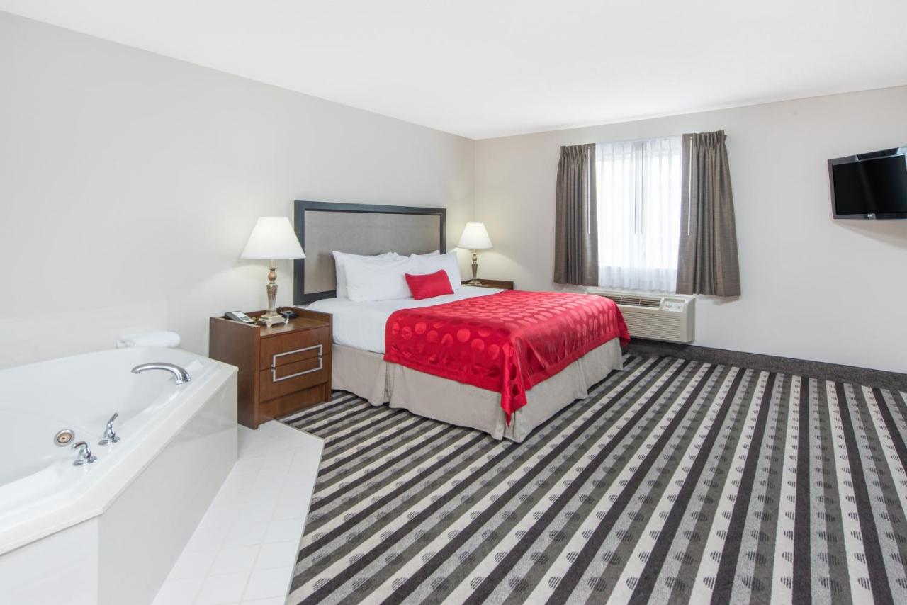 Studio King Suite - Non-Smoking at Ramada by Wyndham Springfield North