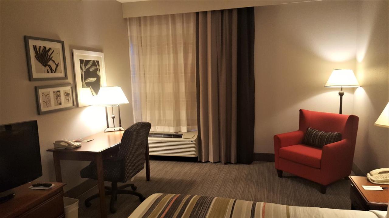 King Room - Non-Smoking at Country Inn & Suites by Radisson, Bryant (Little Rock), AR