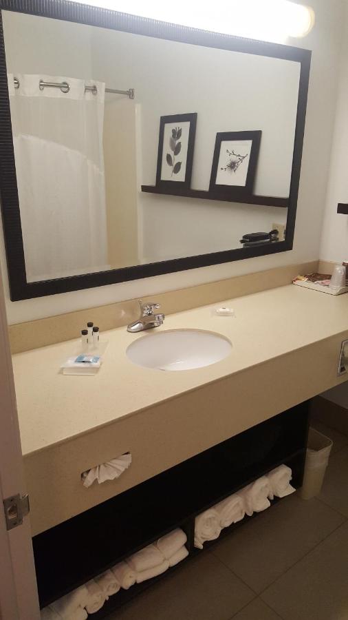 King Room - Non-Smoking at Country Inn & Suites by Radisson, Bryant (Little Rock), AR