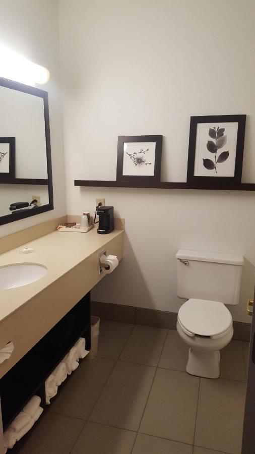 King Room - Non-Smoking at Country Inn & Suites by Radisson, Bryant (Little Rock), AR
