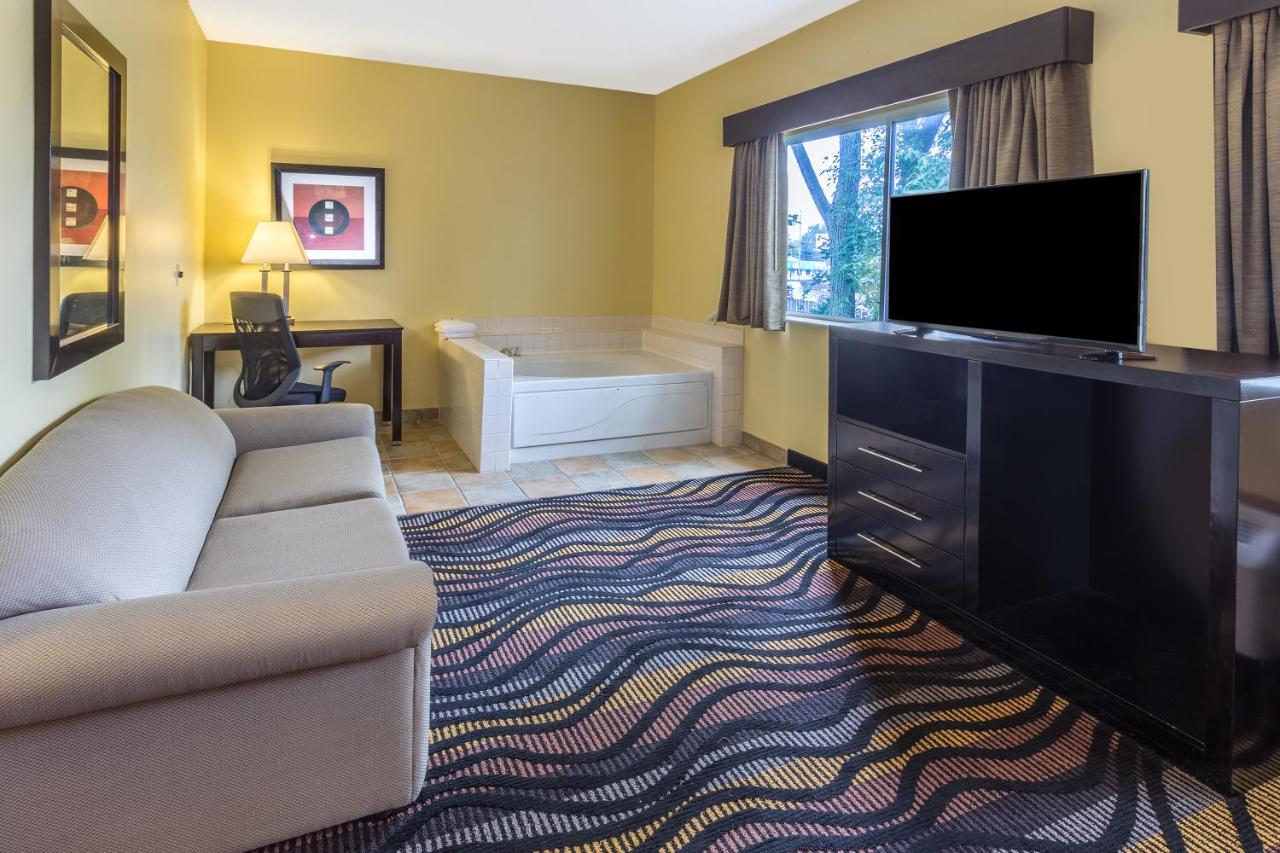 King Studio Suite - Non-Smoking at AmericInn by Wyndham Streator