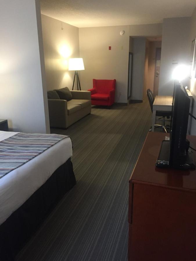 King Studio at Country Inn & Suites by Radisson, Brockton (Boston), MA