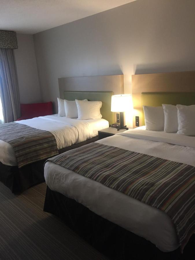 Queen Room with Two Queen Beds - Disability Access at Country Inn & Suites by Radisson, Brockton (Boston), MA
